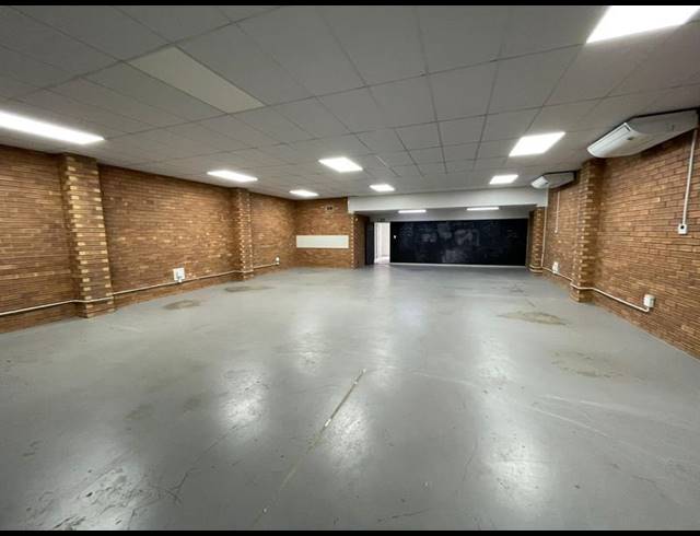INDUSTRIAL PROPERTY TO RENT IN HENNOPSPARK